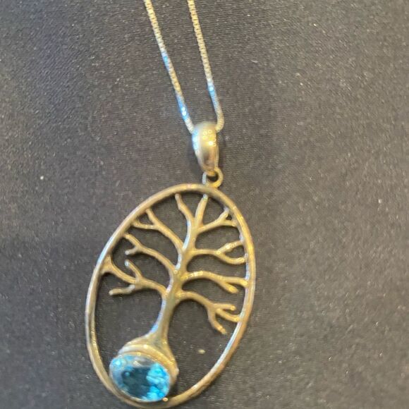 Tree of Life and light blue gemstone necklace - Picture 1 of 4